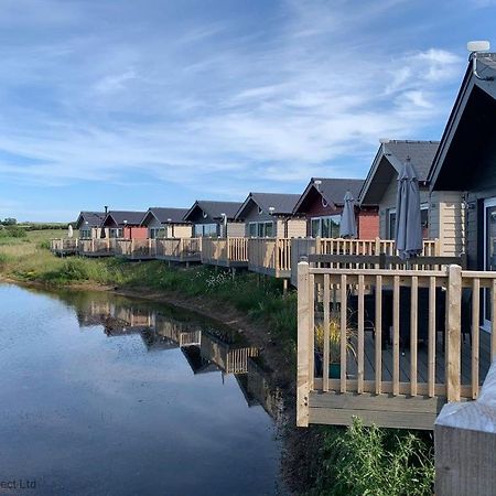 Lakeside Retreat At The Bay Filey, Sleeps 4, 2 Non-Shedding Dogs Welcome For Free Exterior photo