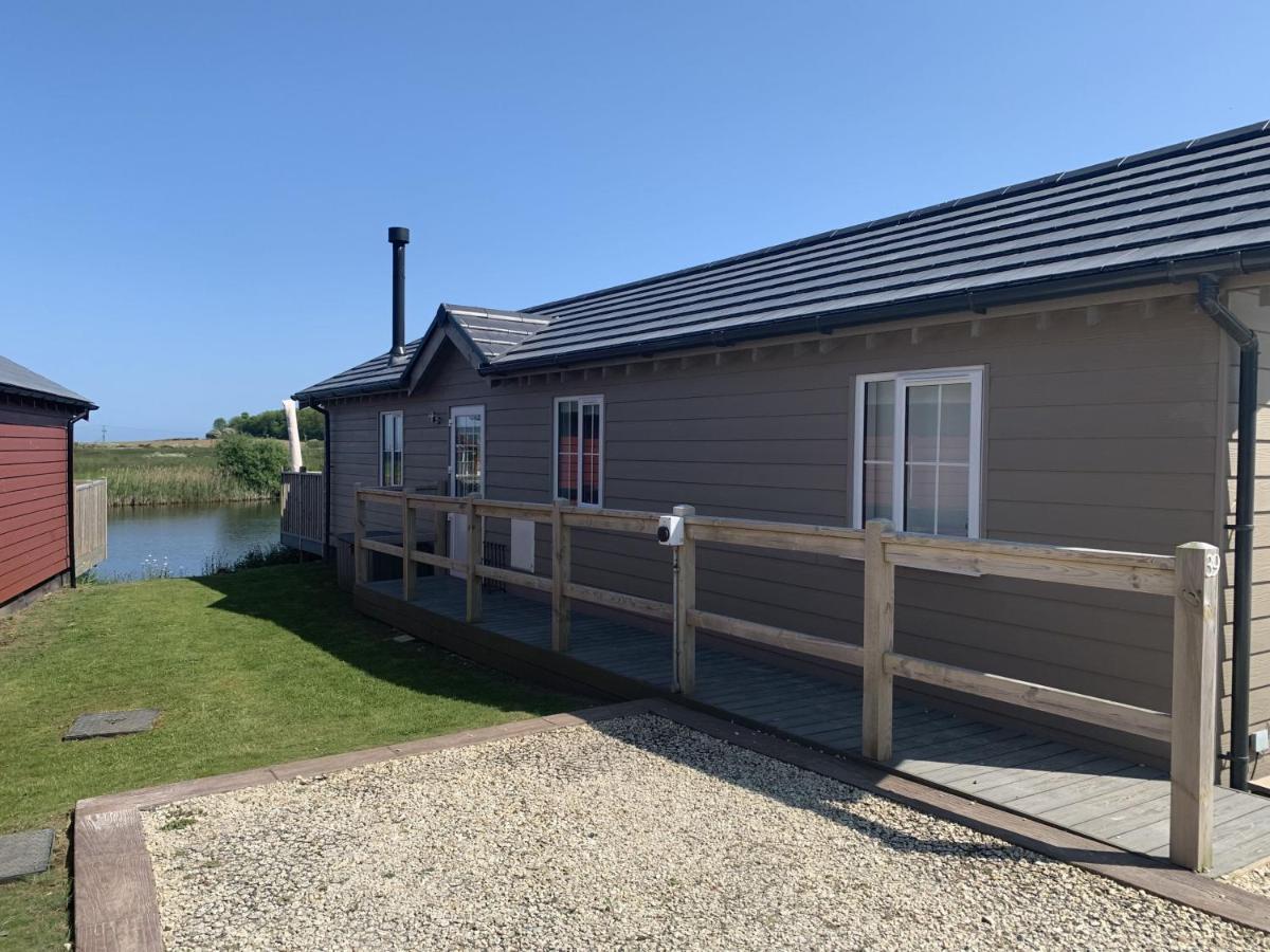 Lakeside Retreat At The Bay Filey, Sleeps 4, 2 Non-Shedding Dogs Welcome For Free Exterior photo